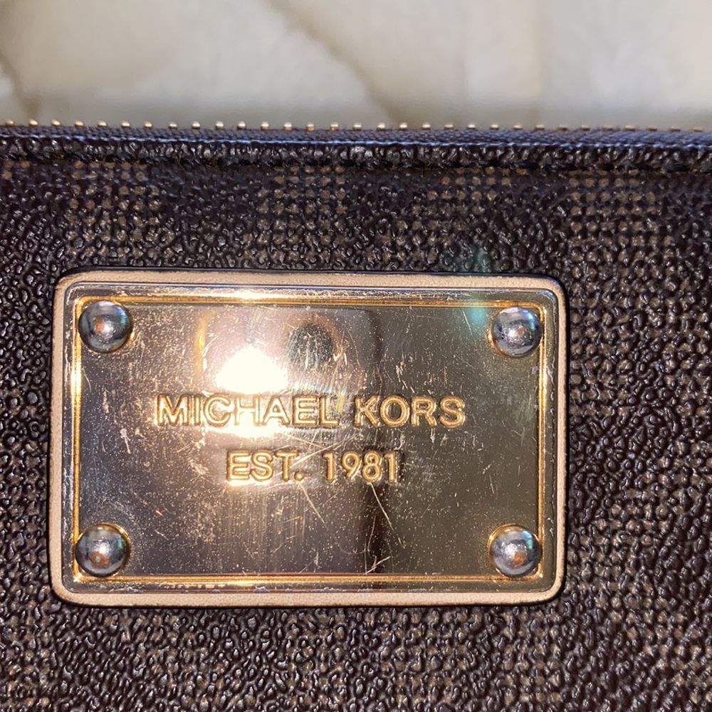 MK Wallet - Picture 3 of 8